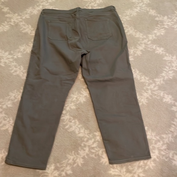 Old navy pants Sz 18 - Picture 2 of 9